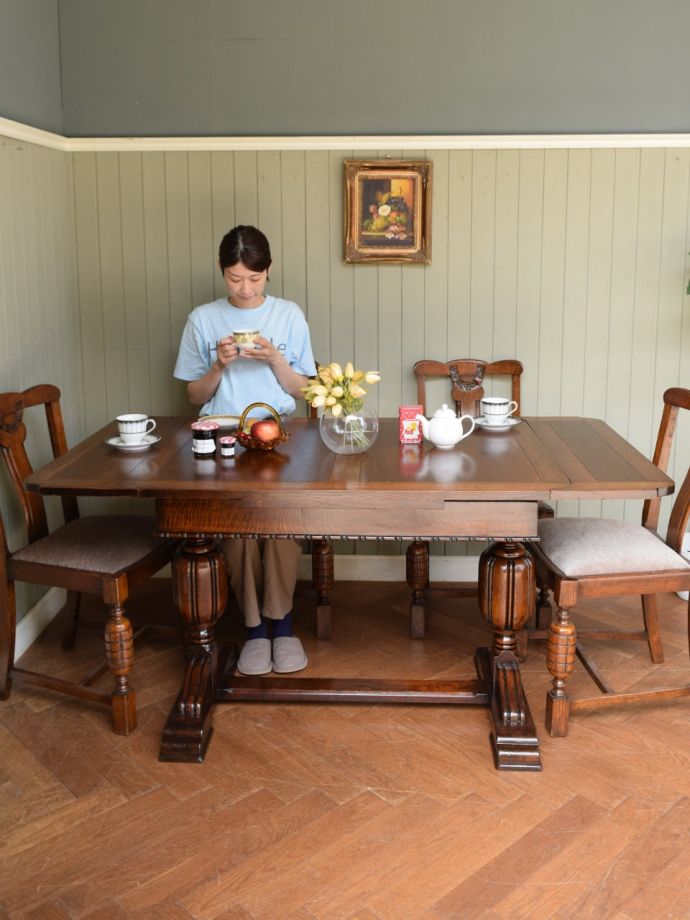 英国のアンティーク伸張式テーブル、オーク材のおしゃれなドローリーフ