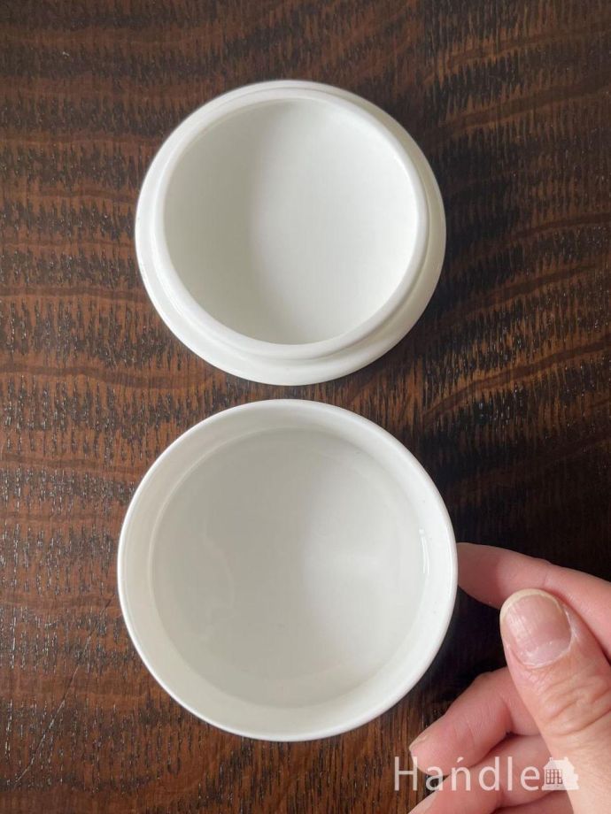アンティークのトリンケットボックス