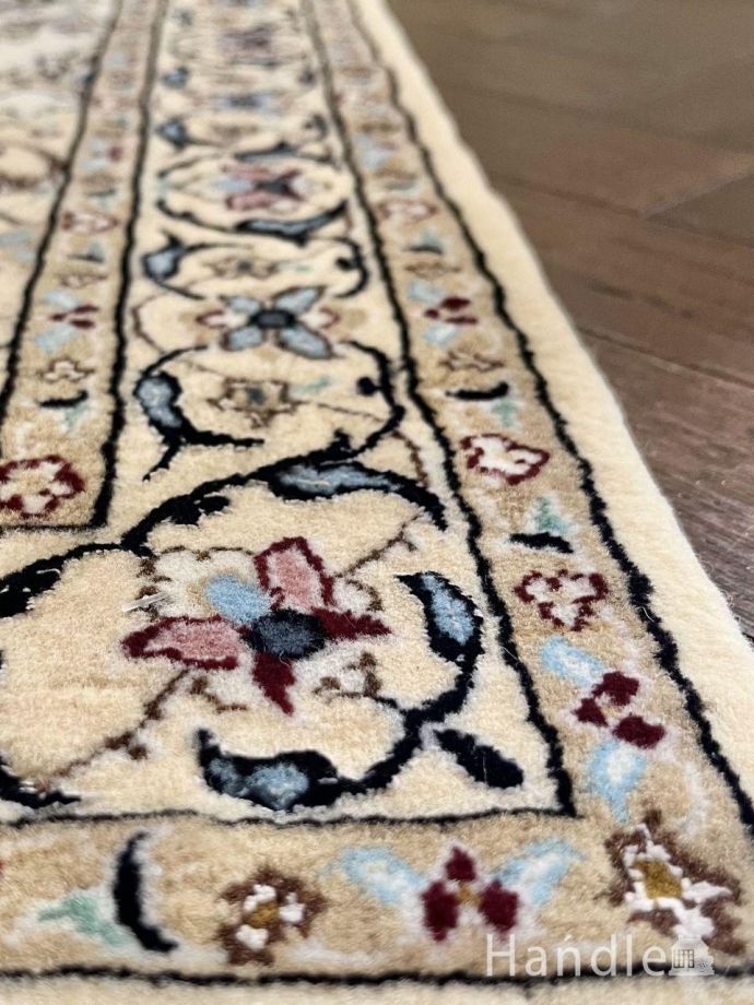 手結びされた芸術品