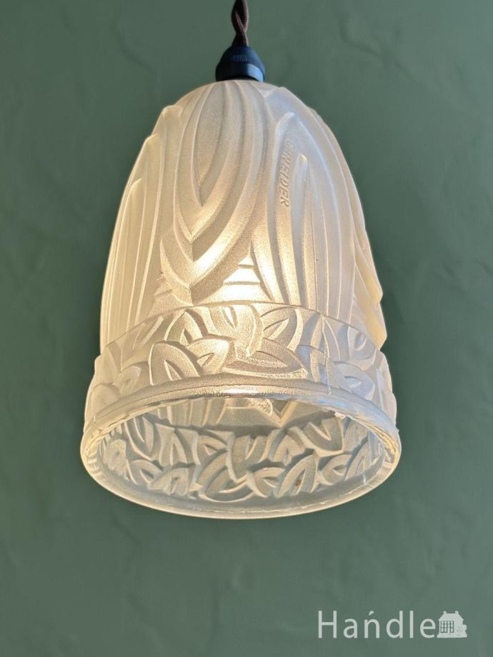 アンティーク照明の美しい灯り