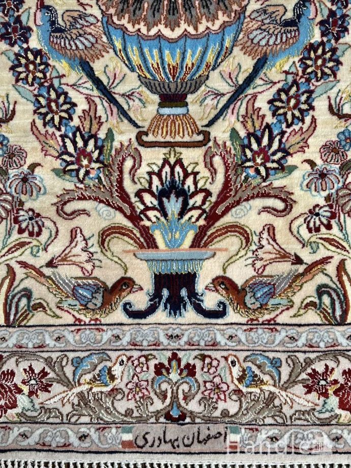 ペルシャ絨毯の美しいデザイン