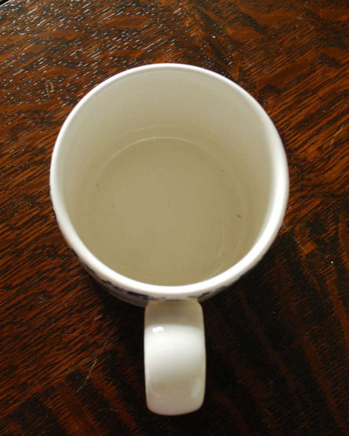 バーレイ食器　インテリア雑貨　英国輸入雑貨　バーレイ社のマグカップ(ヘリテージマグ・ブルー) 。中は何を入れても美味しく見える白です。(n1-273)