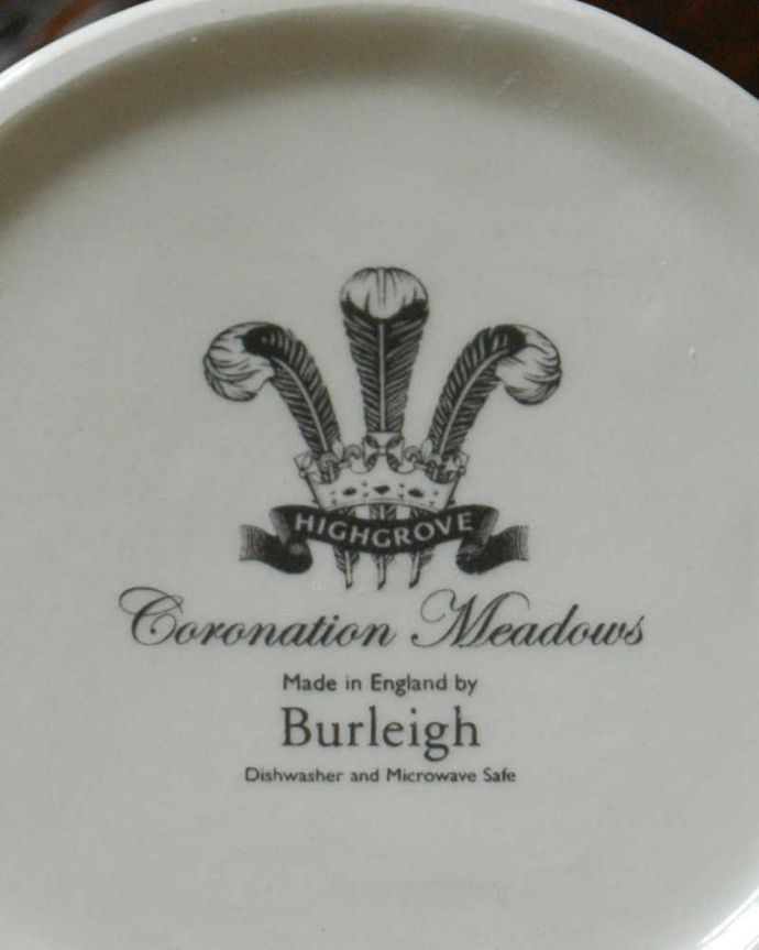 バーレイ食器　インテリア雑貨　英国輸入雑貨　バーレイ社のマグカップ（ハイグローブ・コロネーションメドウ）。カップの底にはメーカーのロゴが入っています。(n1-276)