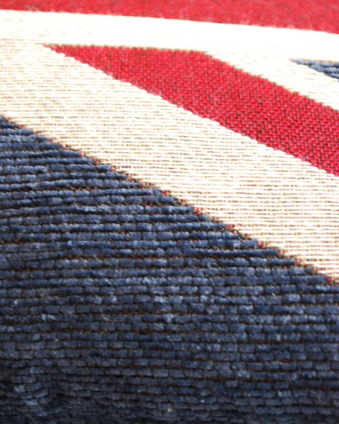 ファブリック（布）雑貨　インテリア雑貨　イギリス国旗のクッションピロー（イングランド）30×50。肌触りのいい布地です。(n10-014)
