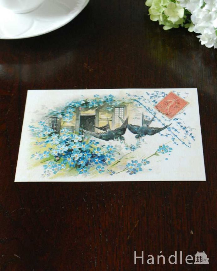ポストカード　インテリア雑貨　お花の模様が描かれたアンティーク風のポストカードセット（5枚入り）。幸せを運ぶ青い鳥勿忘草に二羽の青い鳥が描かれています。(n13-007)