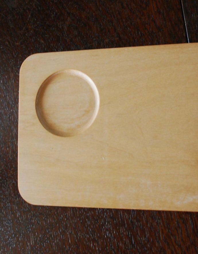 ダイニング雑貨　インテリア雑貨　一枚で二役こなす木製プレート。天然木のナチュラルで優しい風合いプレートです。(n18-084)