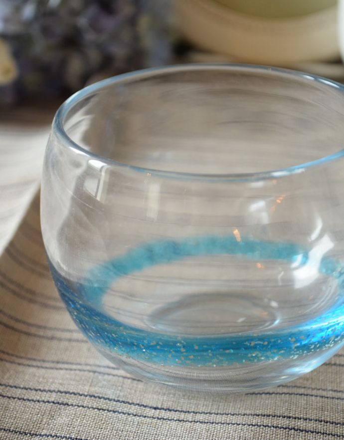 ダイニング雑貨　インテリア雑貨　クリアガラスがさわやかなグラス。コロンと丸いシルエットが可愛いグラスです。(n18-088)