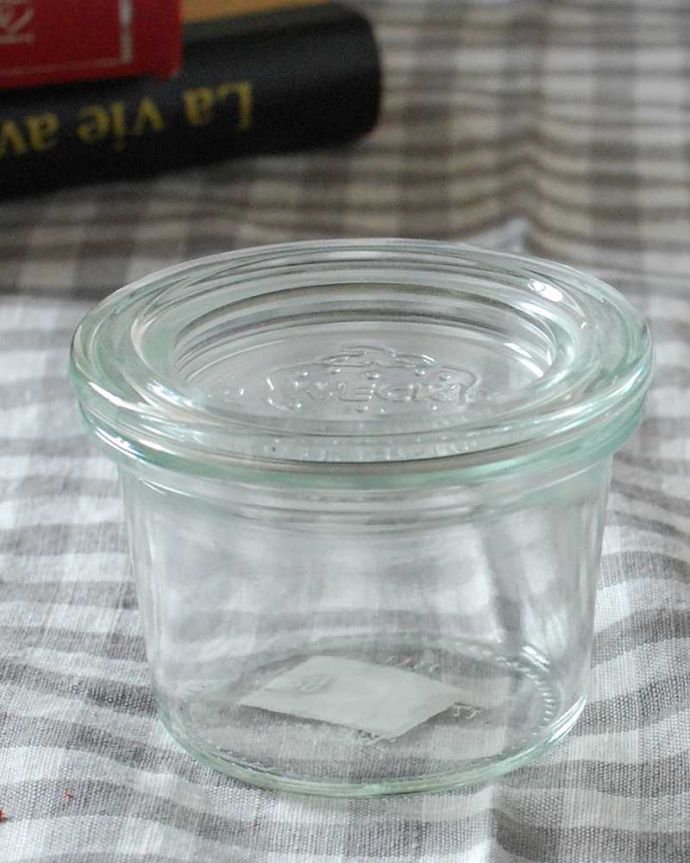 キッチン雑貨　インテリア雑貨　WECK(ウェック)社のガラスカップ(ふた付き)。耐熱温度差：80℃です。(n18-305)