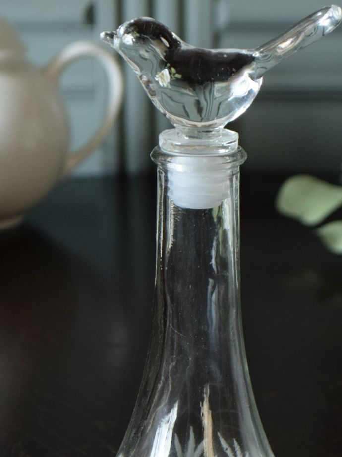 アンティーク風ガラスの香水瓶