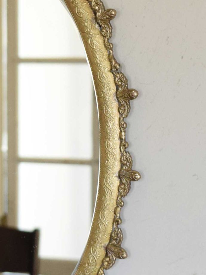 鏡 ヨーロッパのヴィンテージ ミラー 木彫と金色の額入り 鏡キナリノ - 鏡