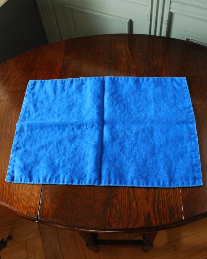 リネンのダイニング雑貨、両面使えるランチョンマット（ライトブルー×ロイヤルブルー）(n3-104)｜インテリア雑貨