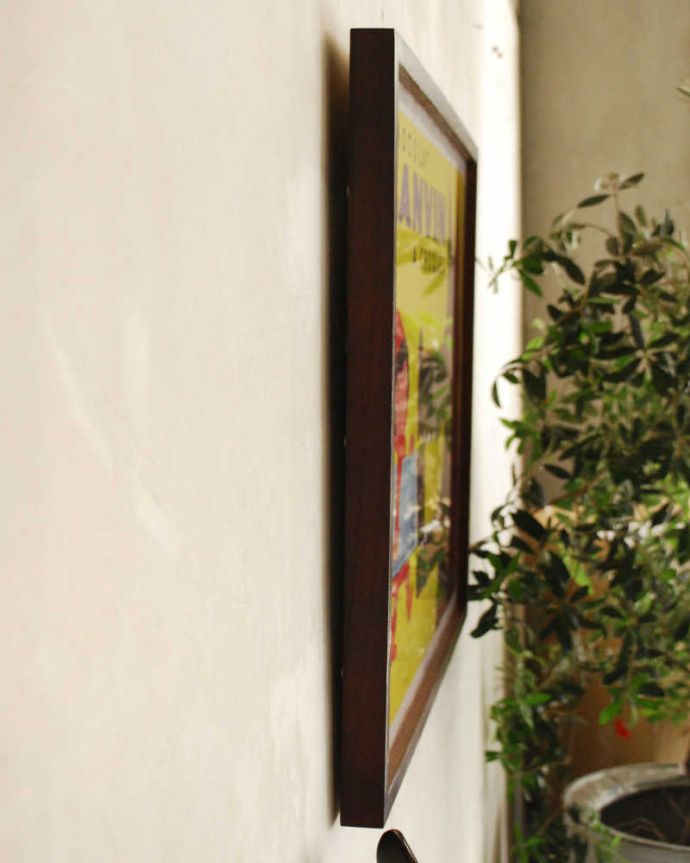 リビング雑貨　インテリア雑貨　フレンチアートフレーム　レイモン・サビニャックチョコレート「LANVIN」。気軽に壁に取り付けて見てください。(n7-105)