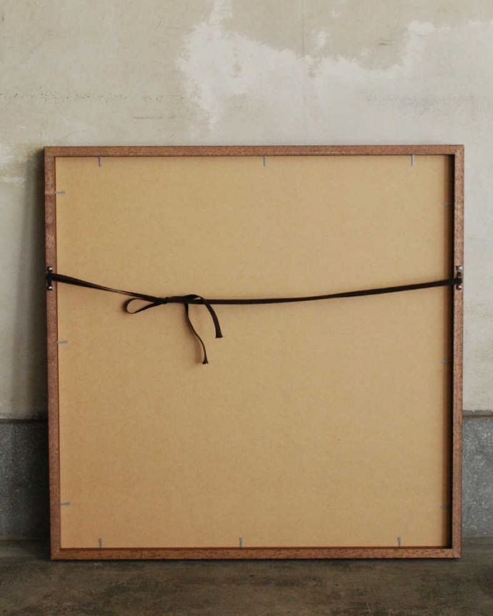 リビング雑貨　インテリア雑貨　フレンチアートフレーム　レイモン・サビニャック（ショコラ　トブレー）。裏面には壁に掛ける金具が付いているので、簡単に取り付けることができます。(n7-114)