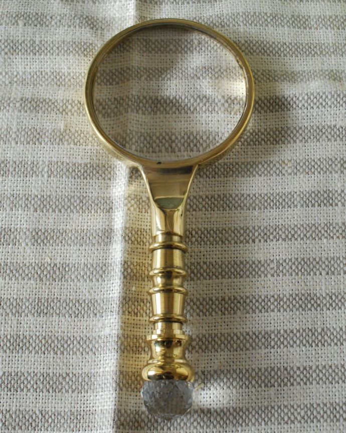 インテリア雑貨 真鍮と牛角を組み合わせたフランスのルーペのような手鏡(S)収納袋付。収納袋付きです。(n8-038)