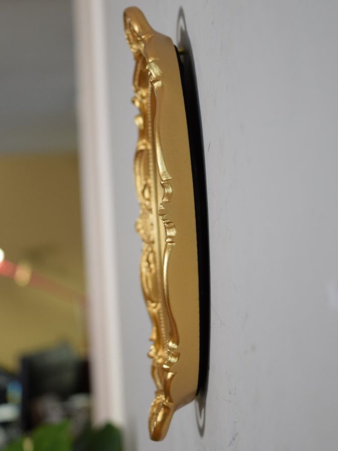 アンティーク風のおしゃれな鏡、いろんな使い方を楽しめるミラートレイ（オーバル ・Gold）
