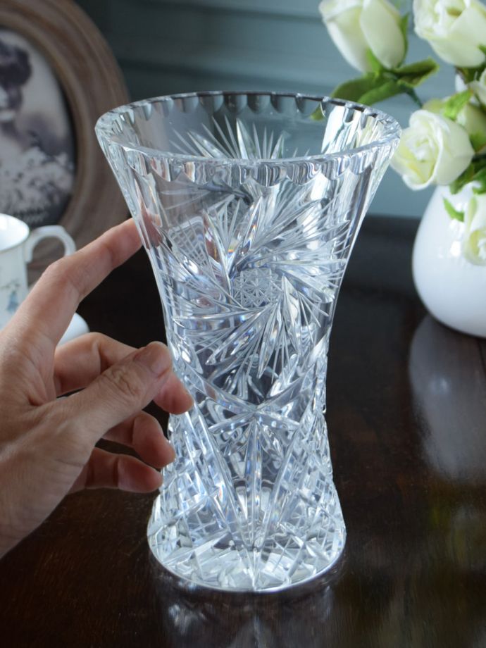 アンティーク 雑貨のガラス小物　アンティーク雑貨　プレスドグラス　可愛い形が特長アンティークのガラスは現代のガラスと成分が違うから輝き方も違うんです。(pg-6495)