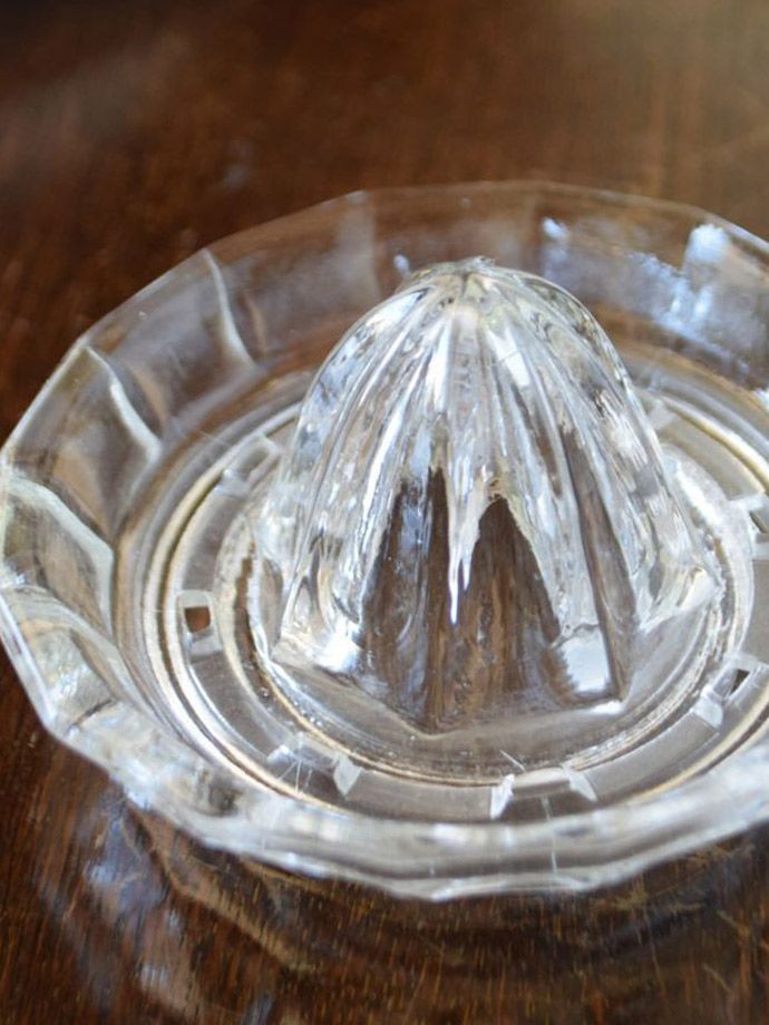 アンティークガラスのレモン絞り器