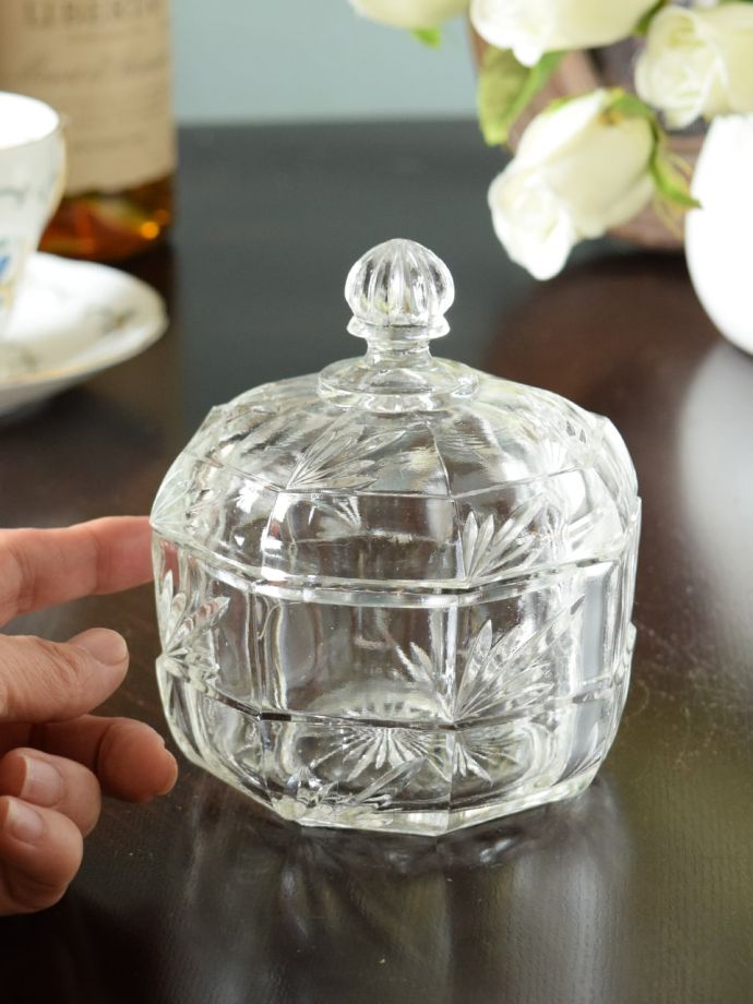 アンティーク　アールデコ　ヌーヴォー　ガラスのパフケース　小物入れ　化粧小物 アンティーク アールデコ ヌーヴォー ガラスのパフケース 小物