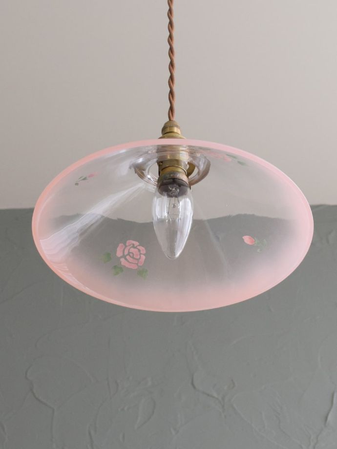 おしゃれなガラスペンダントライト、ピンクのバラ模様の照明器具（コード・シャンデリア電球・ギャラリーA付き）(pl-352)｜照明おしゃれ
