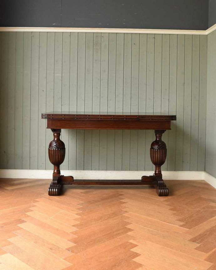 アンティークのテーブル　アンティーク家具　イギリスのアンティーク家具、バルボスレッグが素敵なドローリーフテーブル（ダイニングテーブル）。横から見るとこんな感じ真横から見てみるとこんな感じ。(q-1210-f)