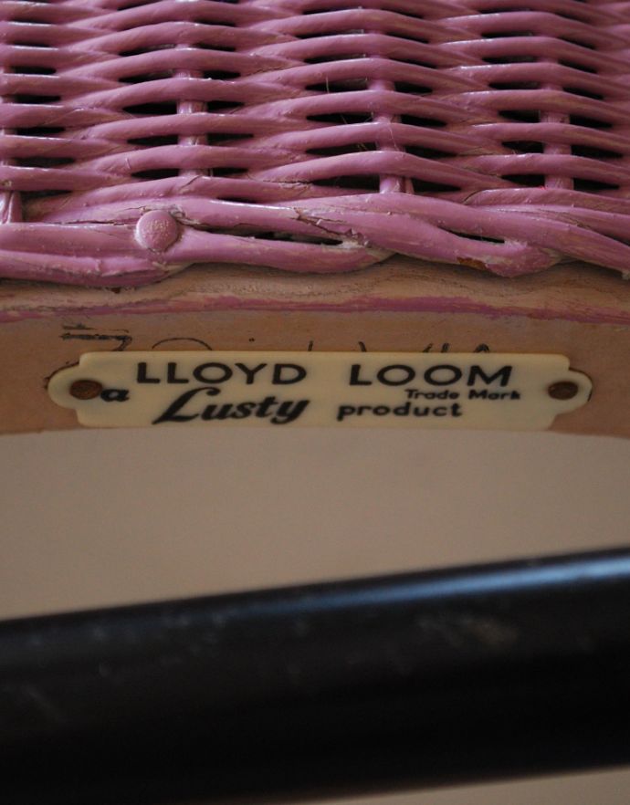 ロイドルーム　アンティーク チェア　紫色のアンティークチェア、ソファのような掛け心地のロイドルームチェア。ロイドルームのタグもキレイに残っています。(q-123-c-1)