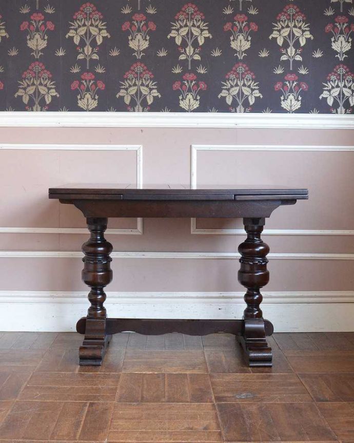アンティークのテーブル　アンティーク家具　イギリスのアンティーク家具、便利な伸張式タイプのドローリーフテーブル。横から見るとこんな感じ真横から見てみるとこんな感じ。(q-1251-f)