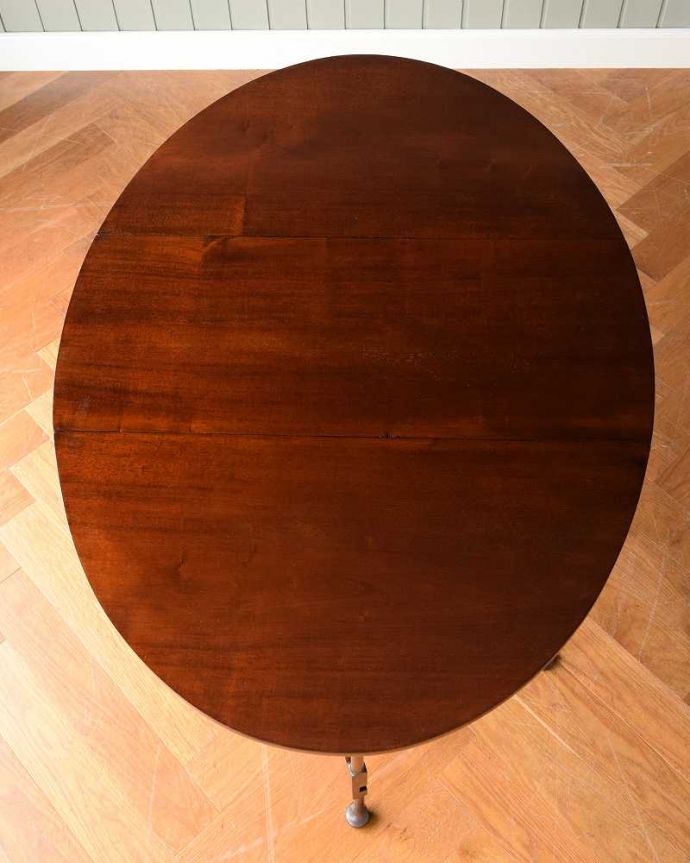 アンティークのテーブル　アンティーク家具　華奢な脚が美しいアンティークゲートレッグテーブル（伸張式）。天板の修復には自信があります。(q-1539-f)
