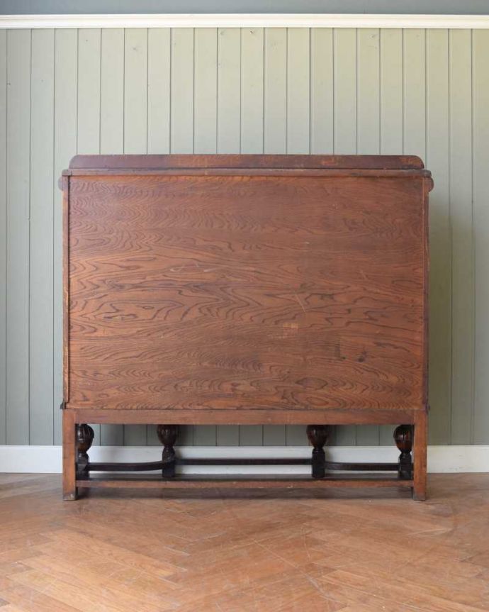 ビューロー　アンティーク家具　イギリスで見つけた便利なアンティーク家具、本棚とデスクが一つになったサイドバイサイド。もちろん、後ろ姿もキレイです。(q-1768-f)