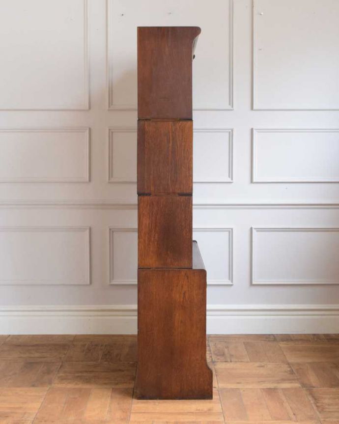 アンティークのキャビネット　アンティーク家具　重ねて積み上げるスタッキングブックケース（本棚）、英国輸入のアンティーク家具。横から見ると･･･横から見るとこんな感じ。(q-1842-f)