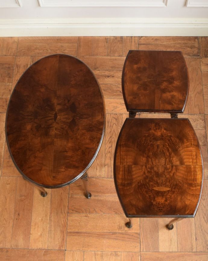 アンティークのテーブル　アンティーク家具　ネストテーブル　3つを並べて上から見てみましょう大中小3つを並べてみると、こんな感じです。(q-2156-f)