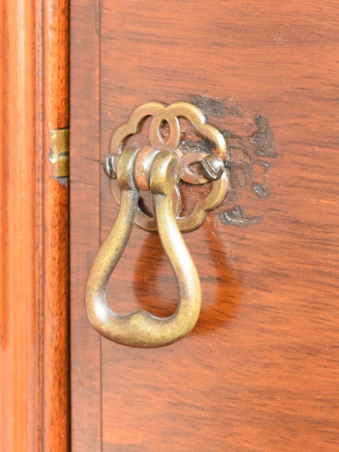 アンティーク家具の取っ手