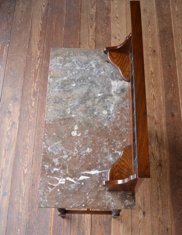 アンティークのキャビネット　アンティーク家具　アンティークの大人っぽい英国家具、ブルータイル入りのウォッシュハンドスタンド。天板もキレイな天然大理石。(q-478-f)