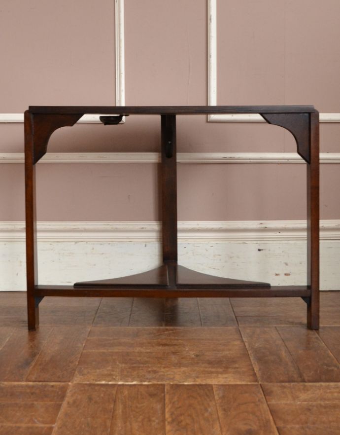 アンティークのテーブル　アンティーク家具　アンティークの英国家具、ハーフムーン型のコンソールテーブル。後ろ姿にも自信があります。(q-669-f)