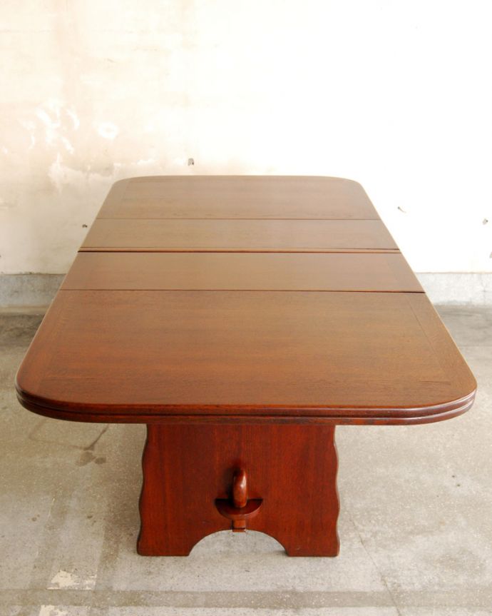 ロイドテーブル　アンティーク家具　イギリスアンティーク家具、伸張式のダイニングテーブル(ポップアップテーブル)。天板です。(q-770-f)