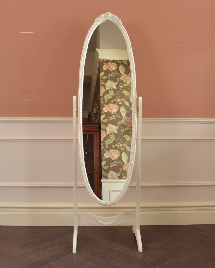 アンティーク ミラー（鏡）　アンティーク雑貨　フランス輸入のホワイトペイント家具、アンティークシュバルミラー（姿見） 。大きな鏡はお部屋を広く見せる効果大。(q-945-f)