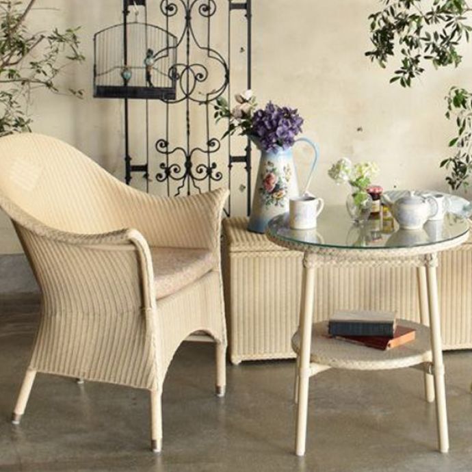 Handleオリジナル　アンティーク風　ロイドルームの椅子、8色から選べるHandleオリジナルのロイドルームチェア(Dessert)。ずっと愛され続けるロイドルーム1917年に開発されたロイドルームはワイヤーに紙を巻きつけて作られた画期的な家具。(hol-04)