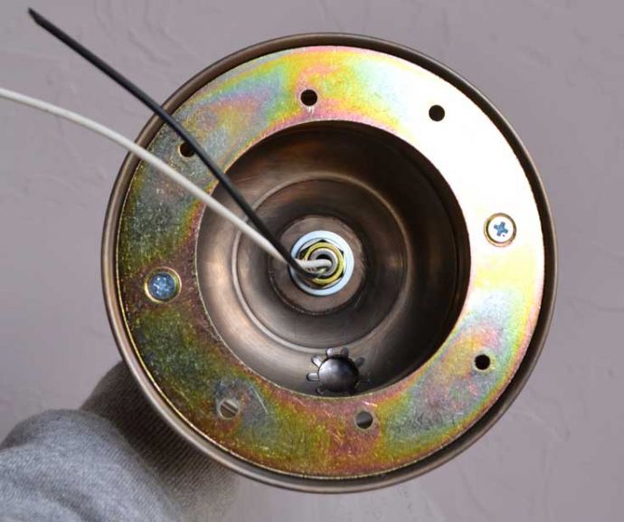 壁付けブラケット　インテリア雑貨　真鍮製のウォール ブラケット（電球なし）。※配線に直結するので、電気屋さんによる取り付け工事が必要です。(wr-087)