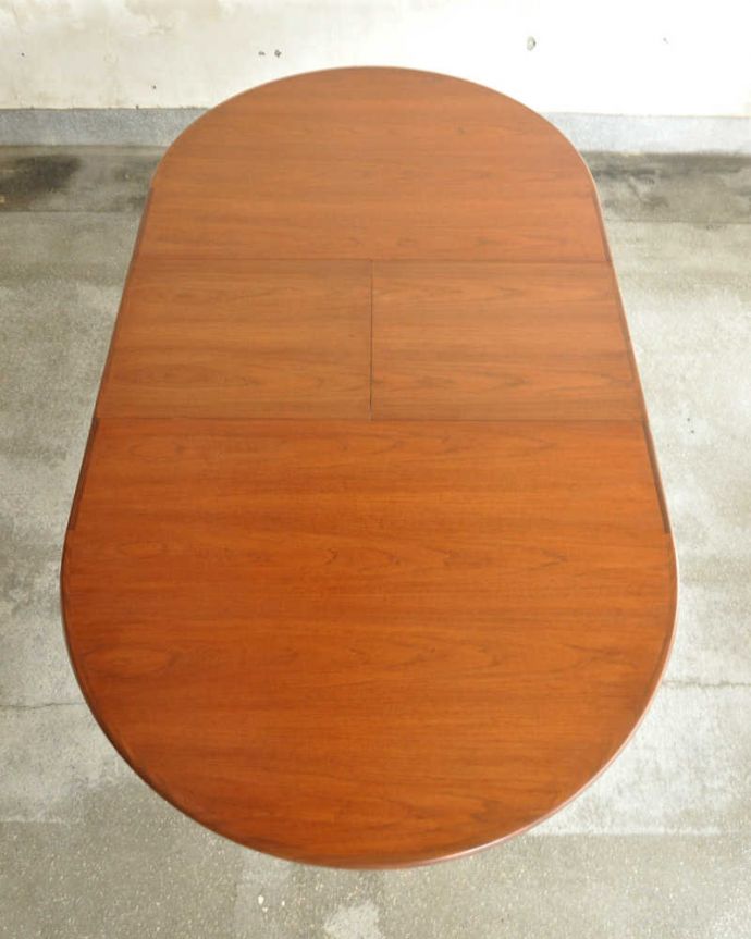 G-PLAN(Gプラン)　アンティーク家具　伸張式のG-planのフレスコシリーズ、北欧テイストのダイニングテーブル。天板もピカピカにお直ししました。(x-1250-f)