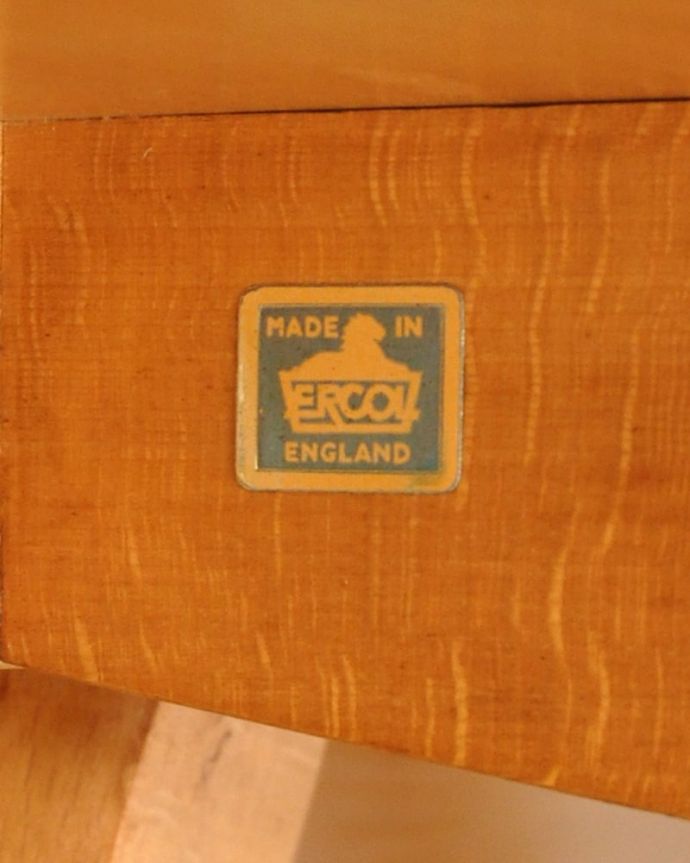 アーコールの家具　アンティーク家具　ドロップリーフテーブル　ロゴステッカーが残っていました「アーコール」のロゴステッカーが付いています。(x-1356-f)