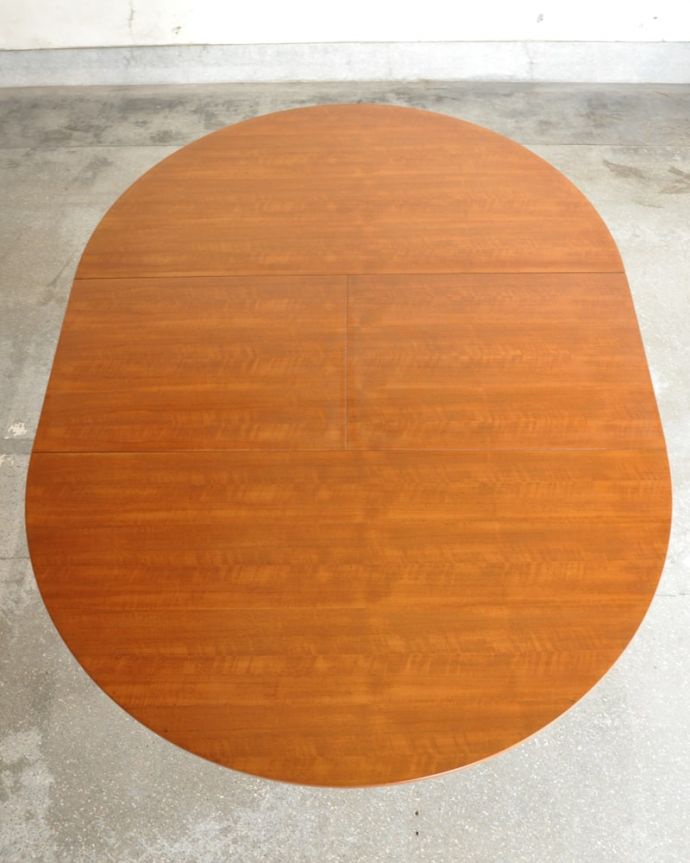 アンティークのテーブル　アンティーク家具　エクステンションテーブル　天板もピカピカにお直ししました。(x-1369-f)