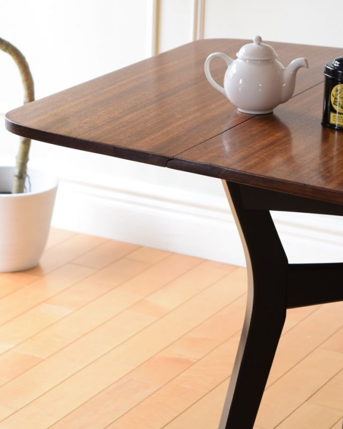 アンティークのテーブル　アンティーク家具　ドローリーフテーブル　3WAYで使えちゃう便利さが自慢バタフライテーブルは、3通りの大きさで使える便利なテーブル。(x-1400-f)