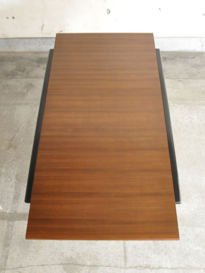 伸長式テーブルの天板