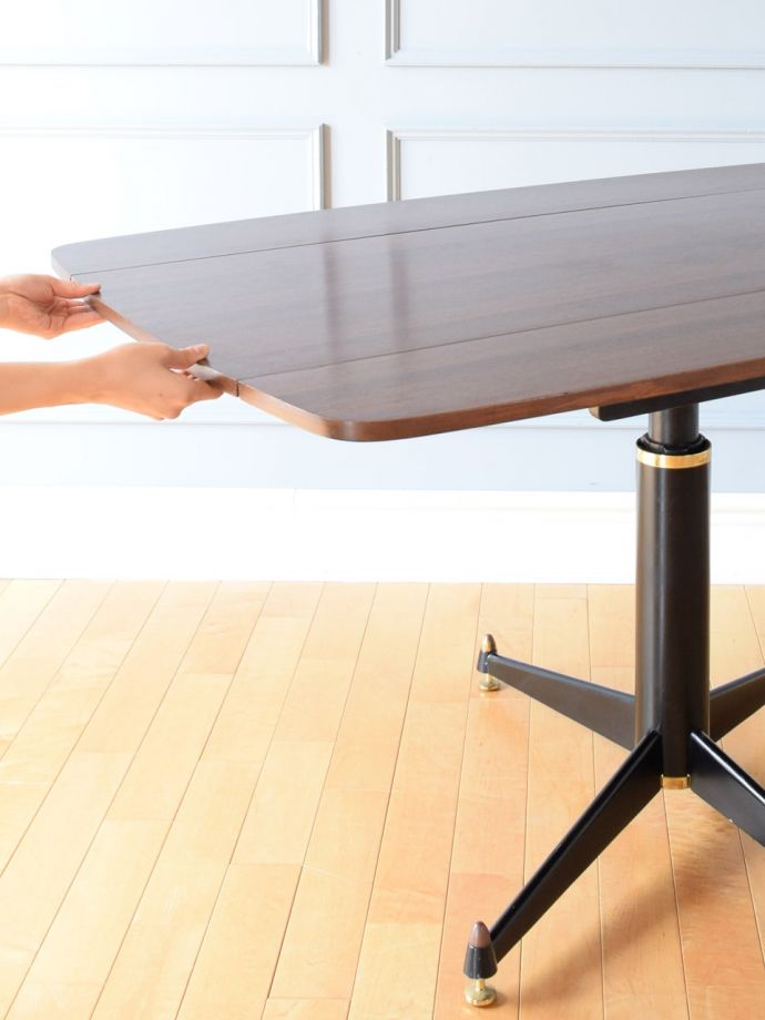 テーブルの高さ調整方法