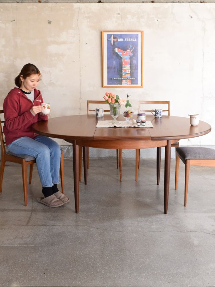 G-PLANのヴィンテージテーブル、北欧スタイルのおしゃれなフレスコ