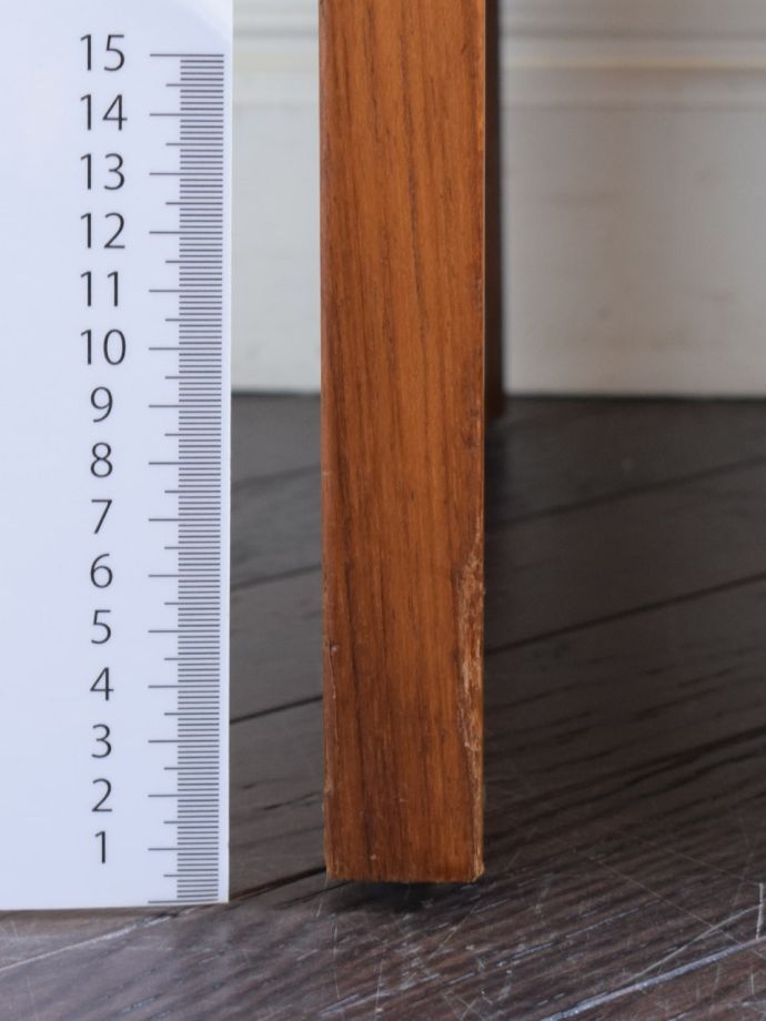 ビンテージ家具の脚