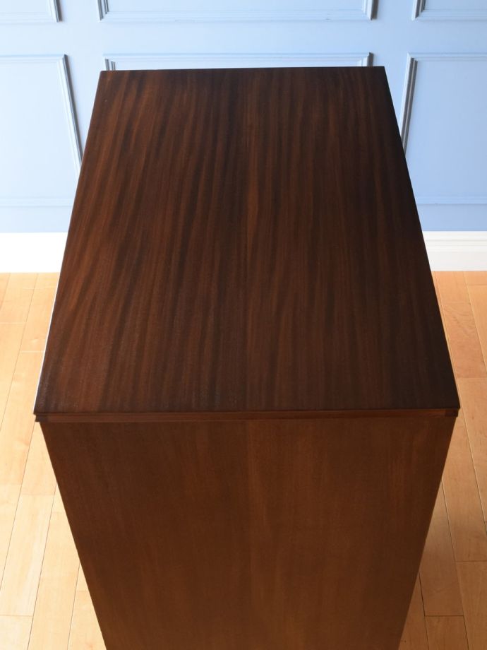 チェストの天板