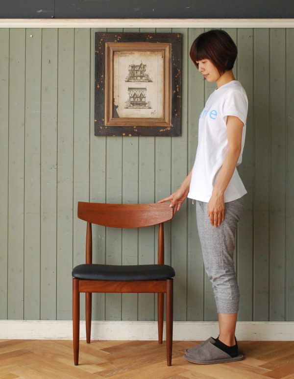 G-PLAN(Gプラン)　アンティーク チェア　ビンテージの北欧椅子、G-planのダイニングチェア。人気の北欧テイストの家具。(x-390-c)