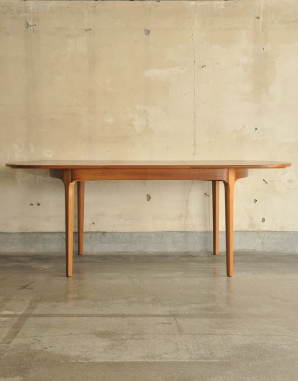アンティークのテーブル　アンティーク家具　食卓を彩るヴィンテージ家具、Nathan（ネイサン）社の伸張式のダイニングテーブル。もちろん常に広げたままの状態でもお使い頂けます。(x-660-f)