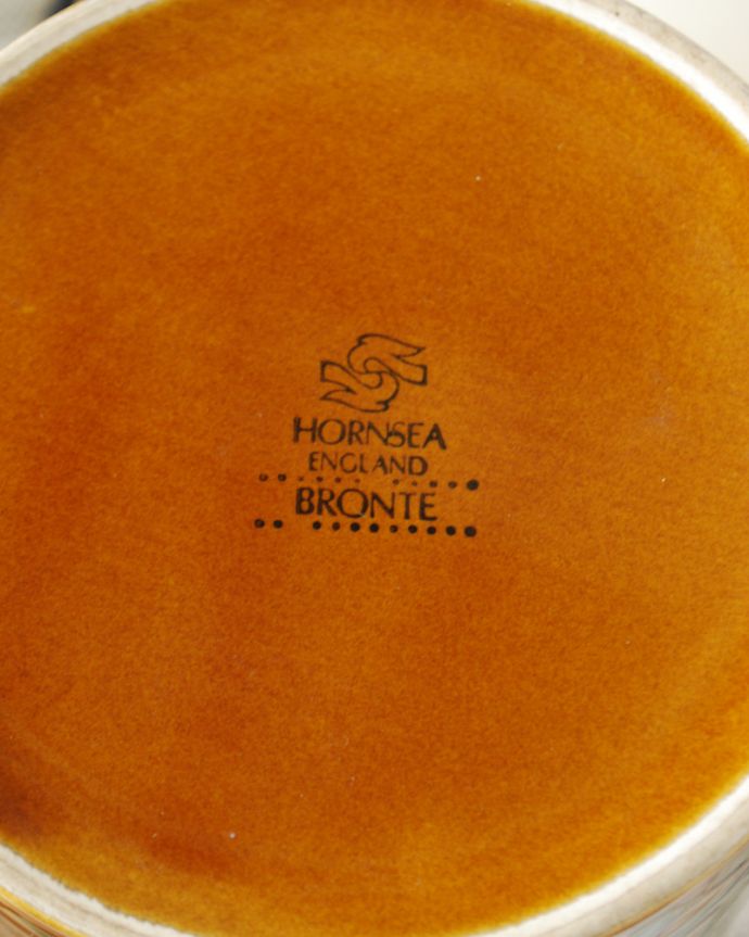 アンティーク 陶磁器の雑貨　アンティーク雑貨　ホーンジー社、HORNSEA「ブロンテ」シリーズ、アンティークキャニスター （SUGAR）。メーカーのロゴが付いています。(x-809-z)