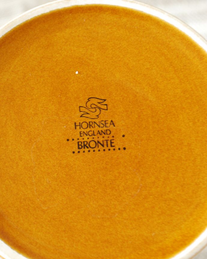 アンティーク 陶磁器の雑貨　アンティーク雑貨　ホーンジー社「ブロンテ」シリーズ、アンティークキャニスター （SUGAR）。メーカーのロゴが付いています。(x-810-z)